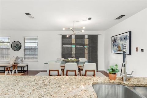 Tiny photo for 5108 Emerald Forest DR, Austin, TX 78745 (MLS # 1308020)