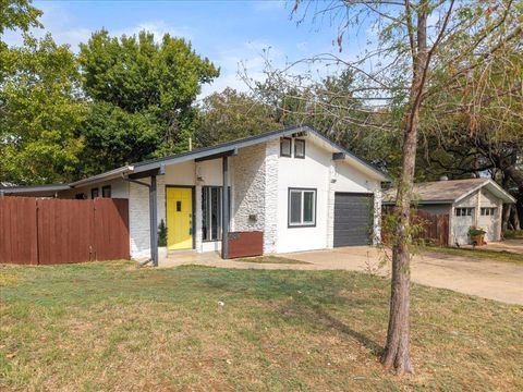 Tiny photo for 5108 Emerald Forest DR, Austin, TX 78745 (MLS # 1308020)