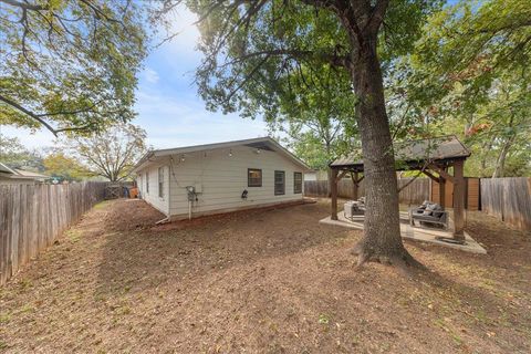 Tiny photo for 5108 Emerald Forest DR, Austin, TX 78745 (MLS # 1308020)