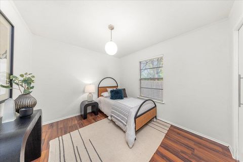 Tiny photo for 5108 Emerald Forest DR, Austin, TX 78745 (MLS # 1308020)