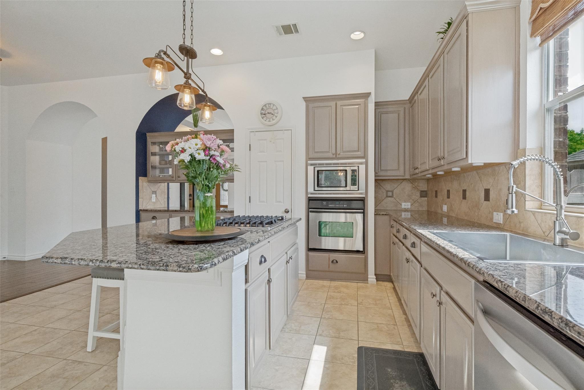 703 Hegarty DR