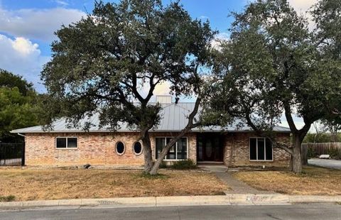 6005 Covers CV New Braunfels TX 78132