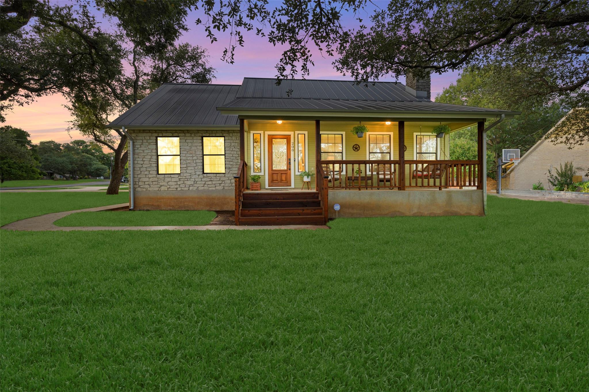 208 Willet DR