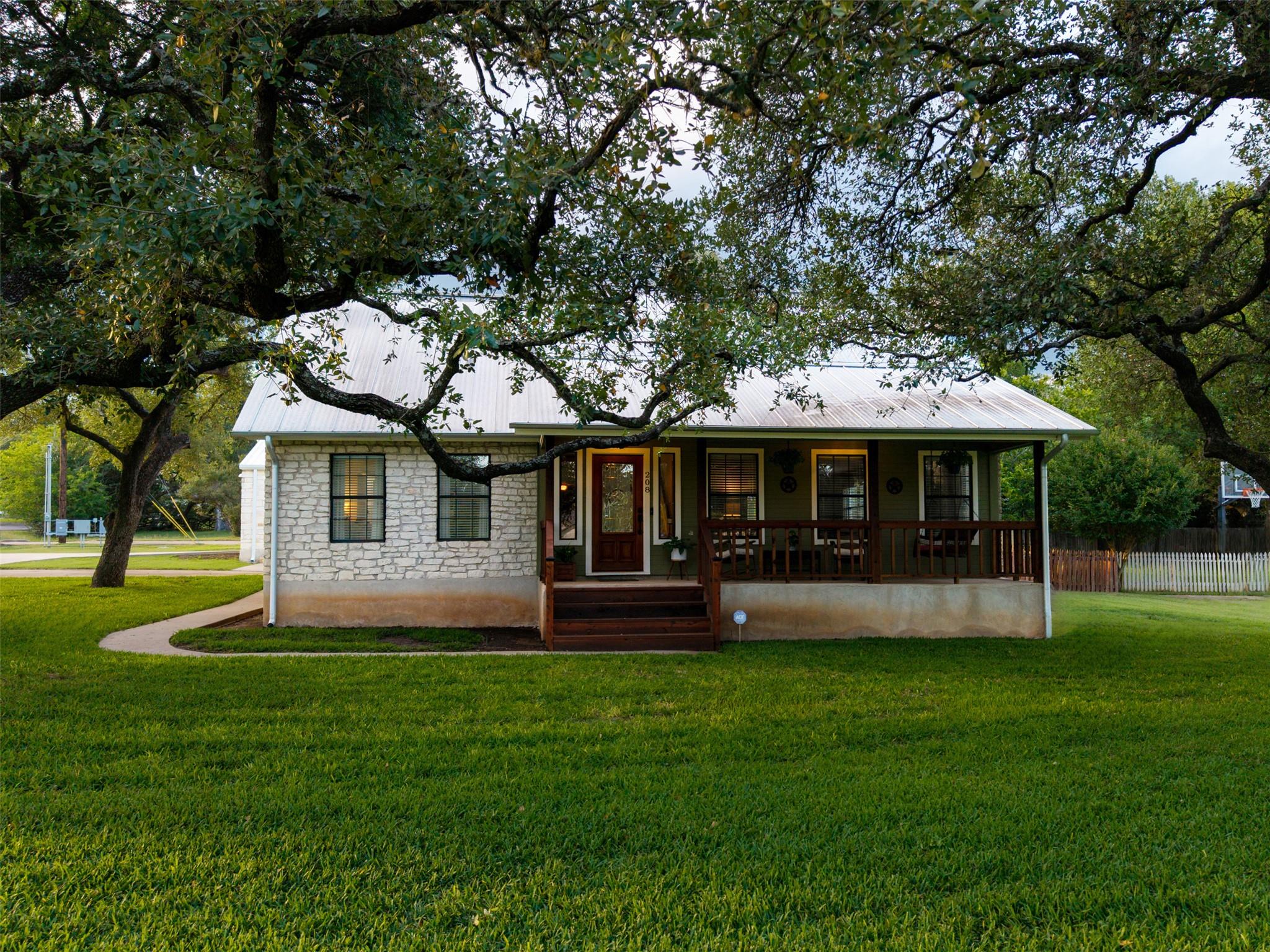 208 Willet DR