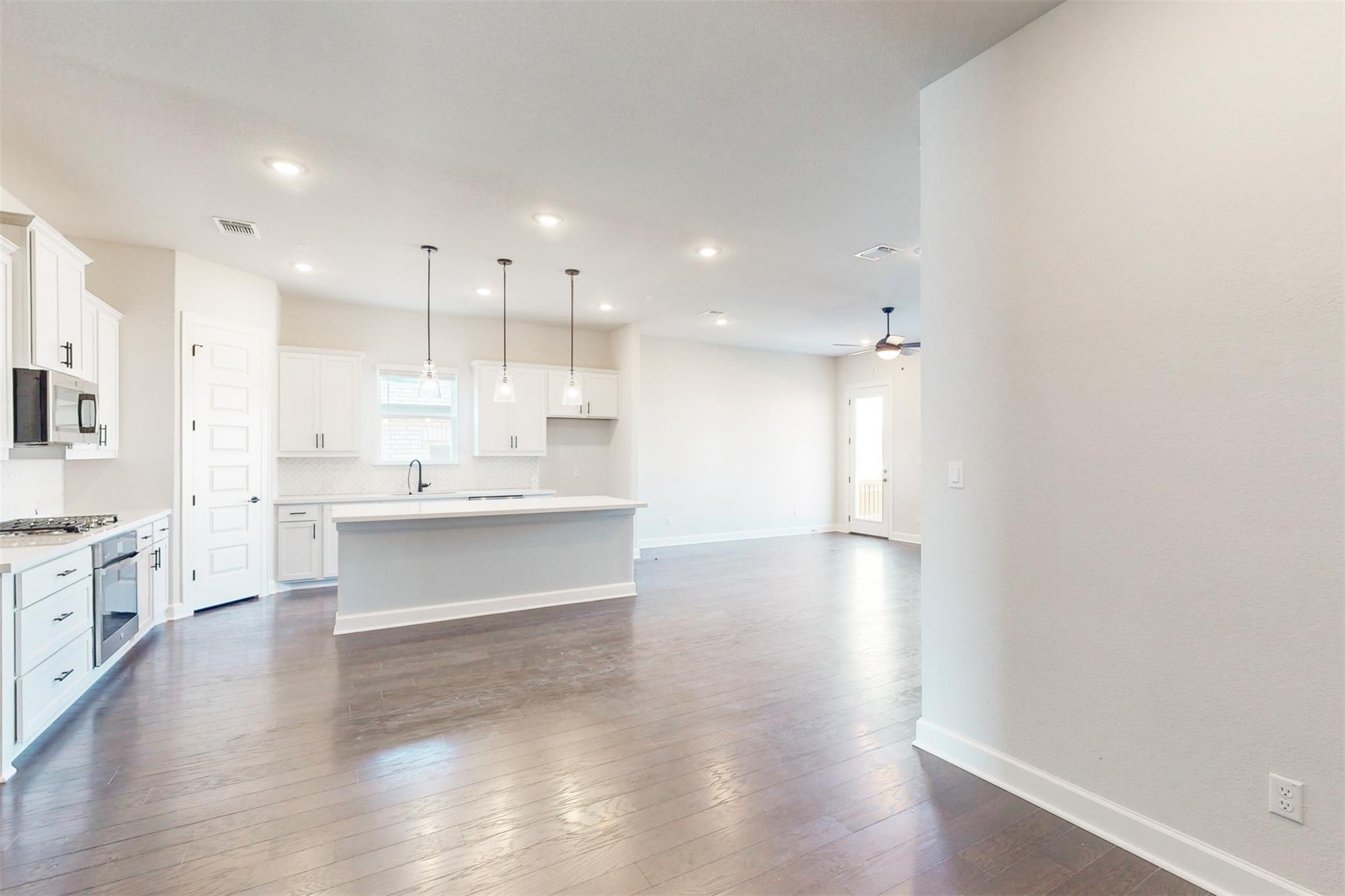 248 Big Banyon DR