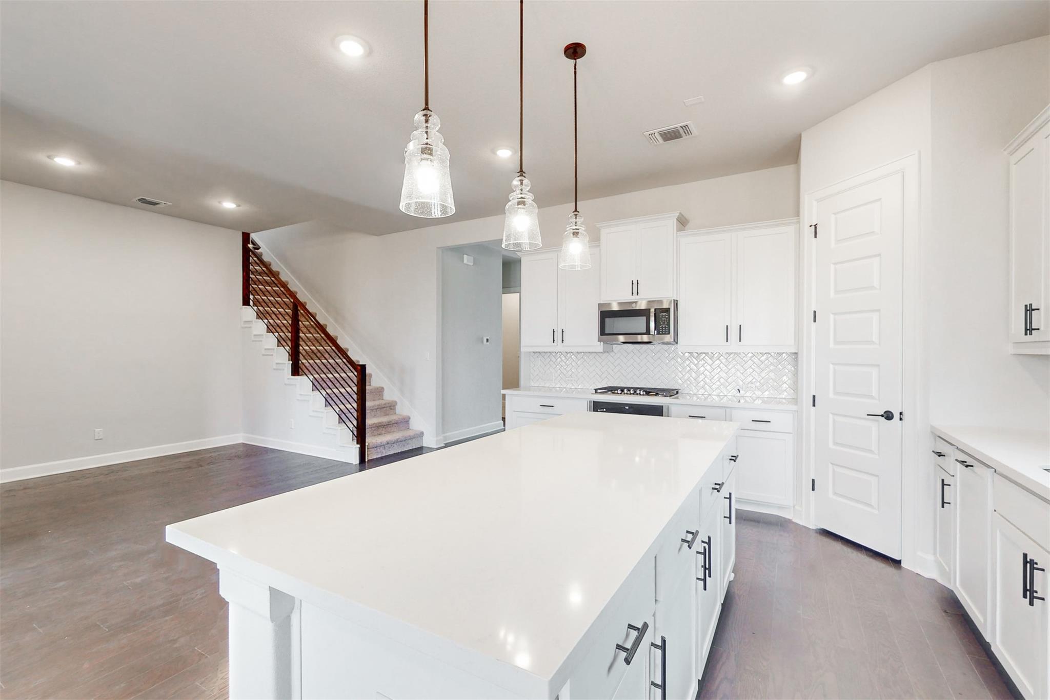 248 Big Banyon DR