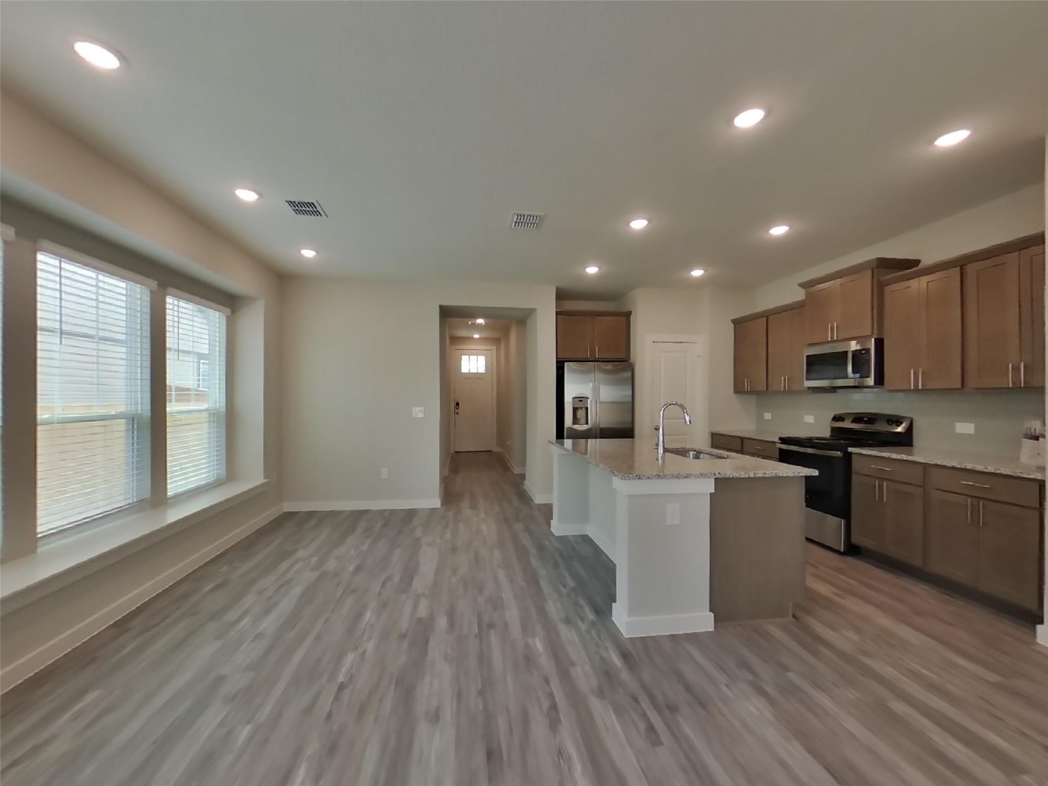 1620 Mexican Heather DR