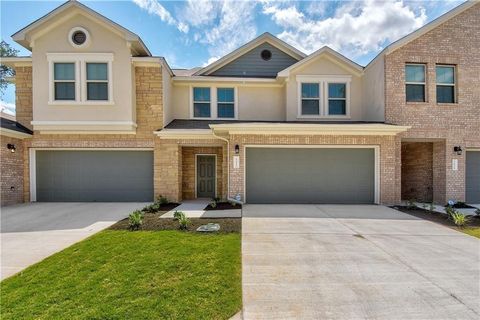 12912 Leatherback LN Austin TX 78729