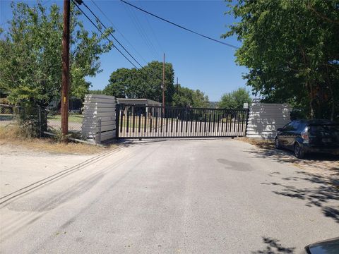 1803 Lipan TRL Austin TX 78733