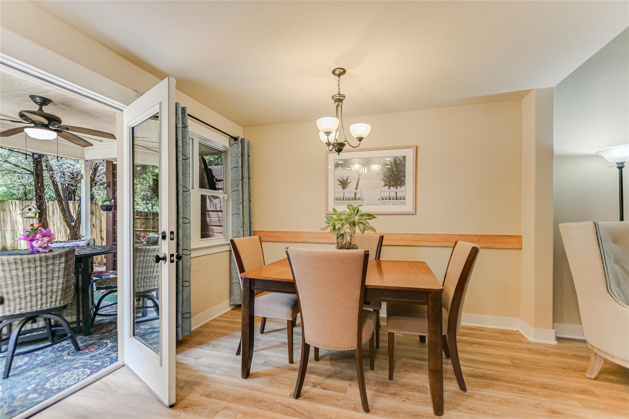43 Wood Glen DR