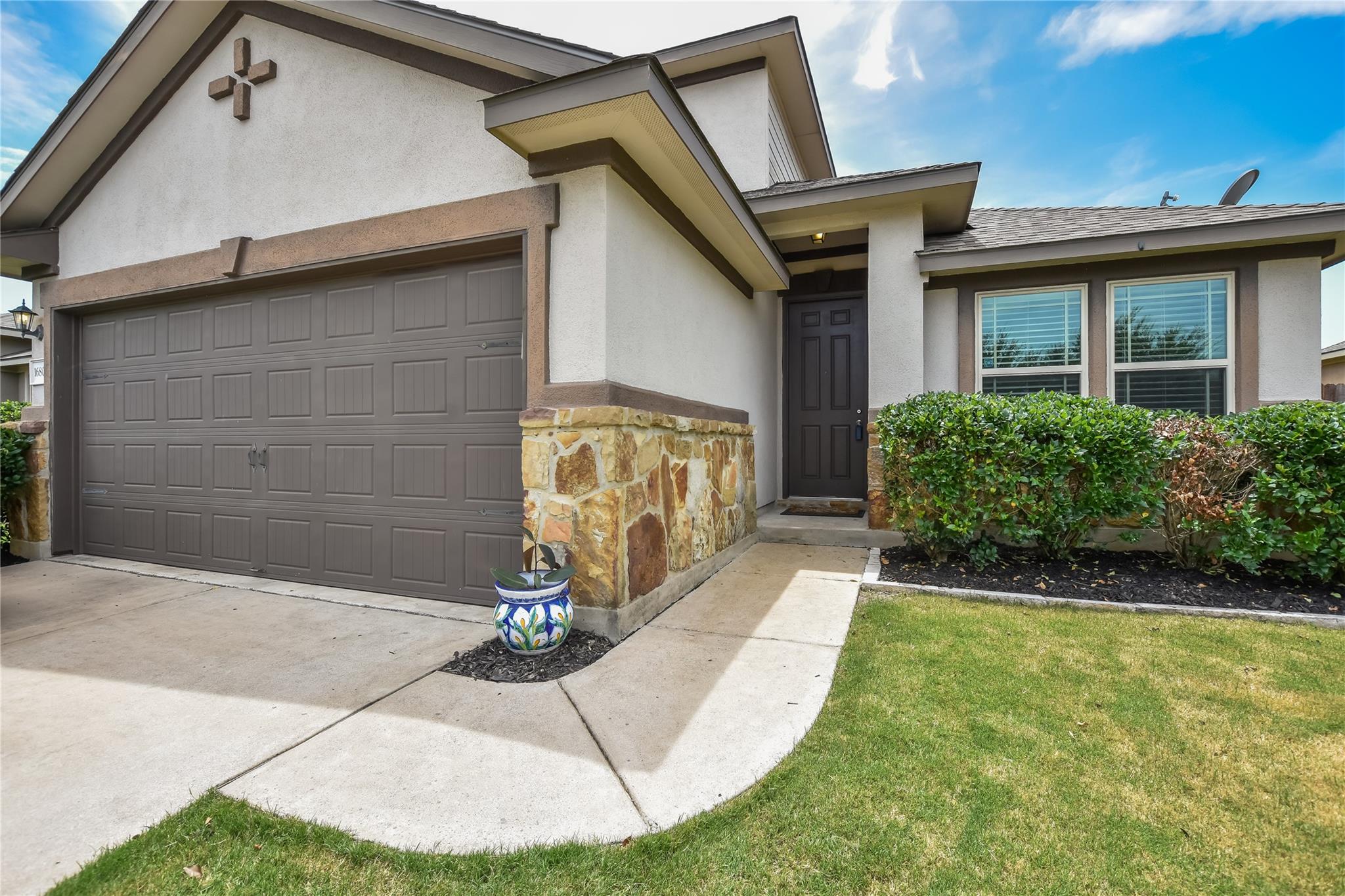 16809 Bridgefarmer BLVD