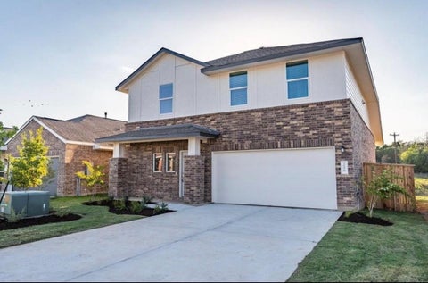 Photo of 216 George Neggan LN, Bastrop, TX 78602 (MLS # 3931307)