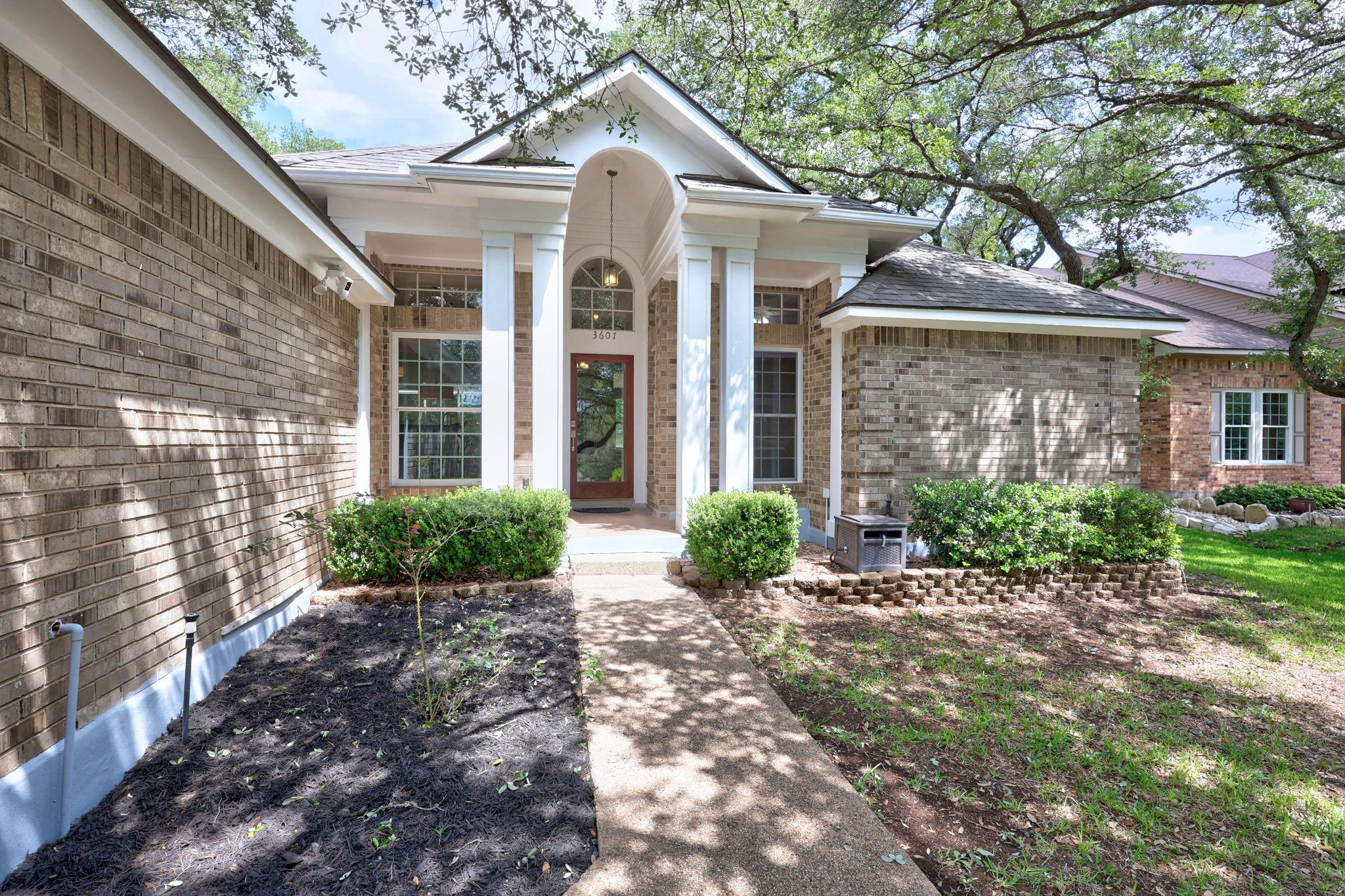 3607 Latimer DR