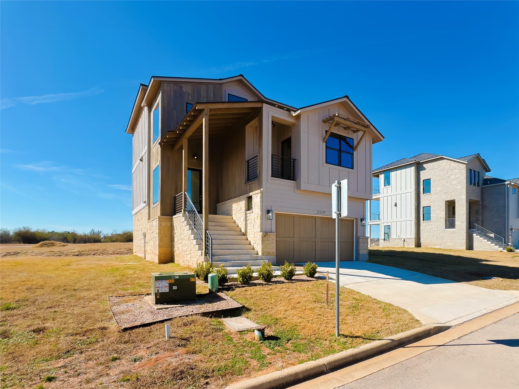 25829 Case LN 8