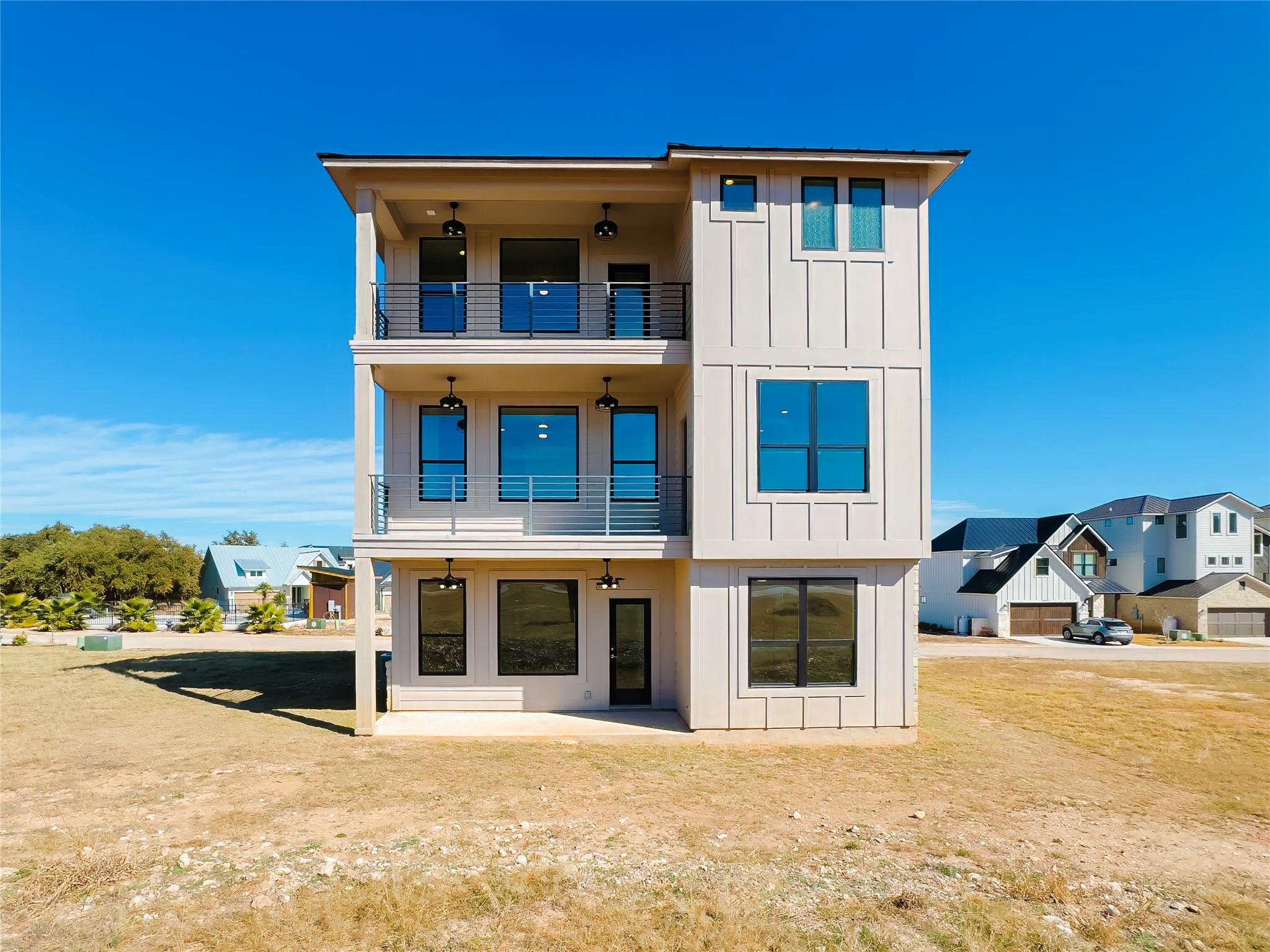 25829 Case LN 8