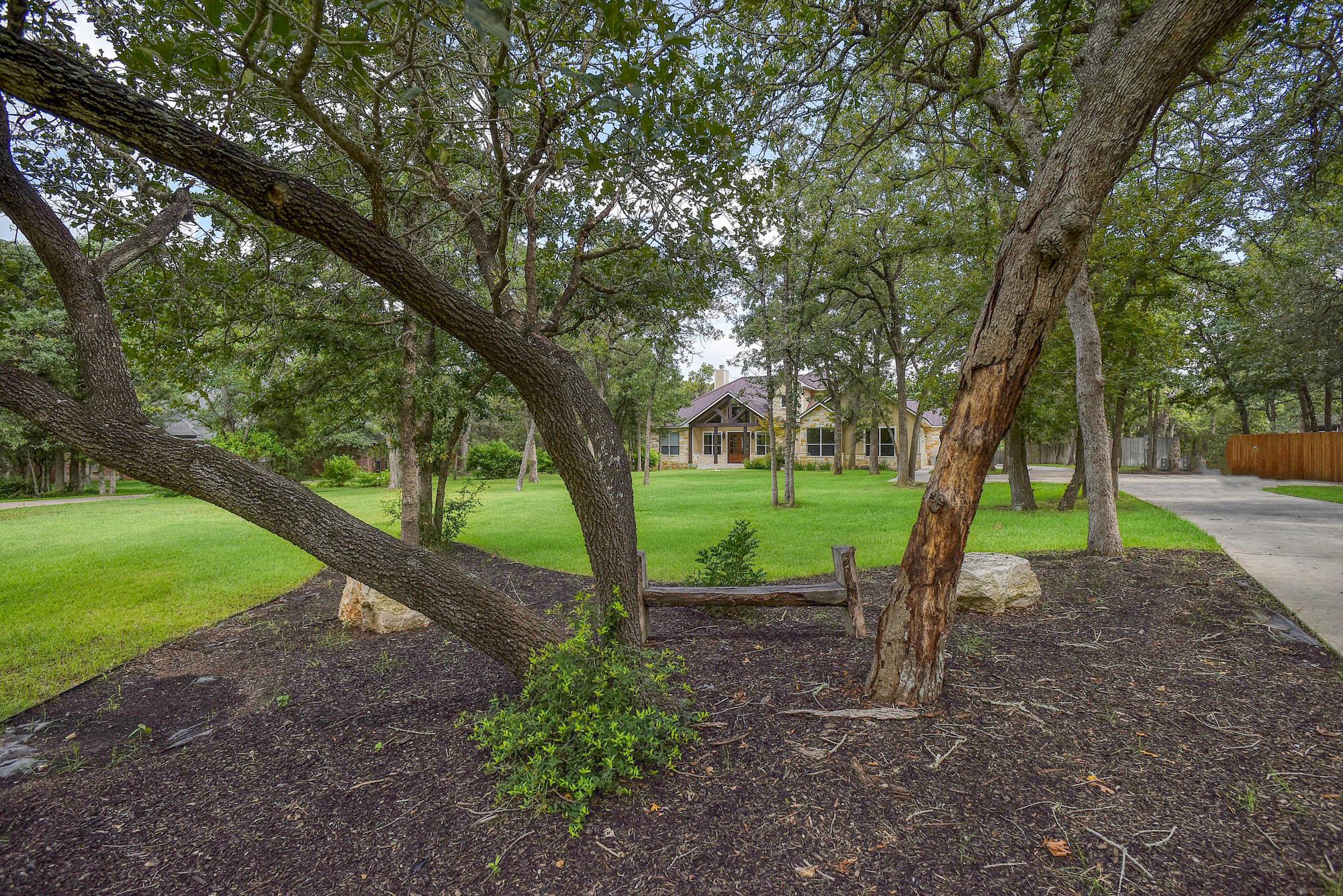 115 Pine Point CV
