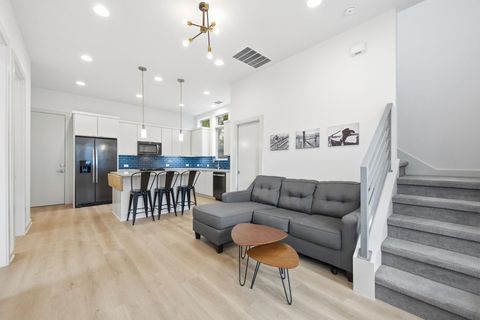 Tiny photo for 2811 Garwood Unit B ST, Austin, TX 78702 (MLS # 1136482)