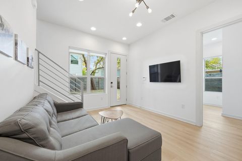 Tiny photo for 2811 Garwood Unit B ST, Austin, TX 78702 (MLS # 1136482)