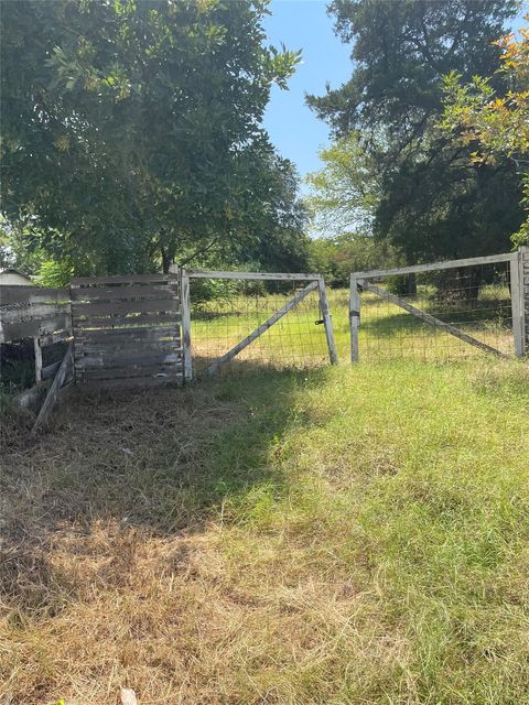 605 Montopolis DR Austin TX 78741