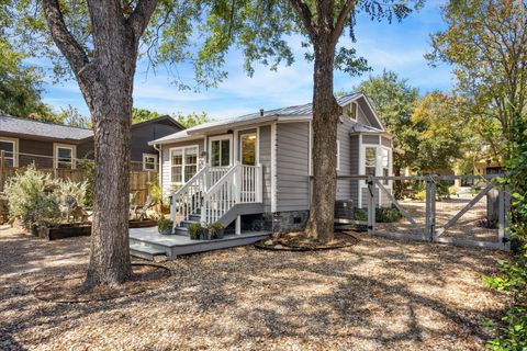 Tiny photo for 1405 Oxford Ave, Austin, TX 78704 (MLS # 5495355)