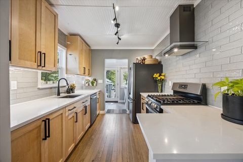 Tiny photo for 1405 Oxford Ave, Austin, TX 78704 (MLS # 5495355)