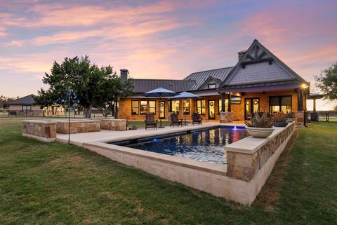 901 Crown LN Burnet TX 78611