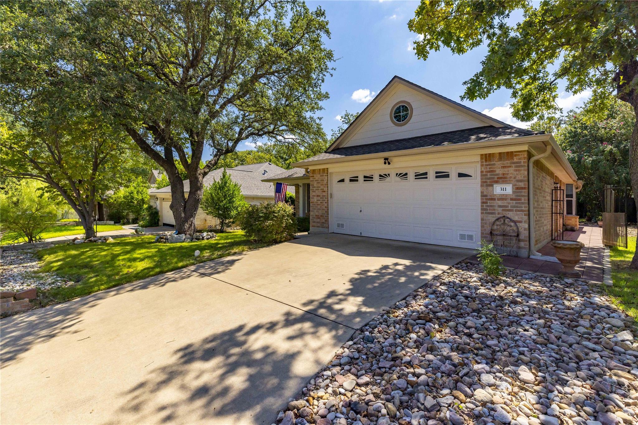 311 Summer Hill DR