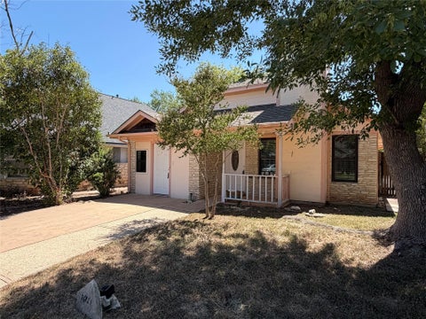 Photo of 16821 Whitebrush LOOP, Austin, TX 78717 (MLS # 6301702)