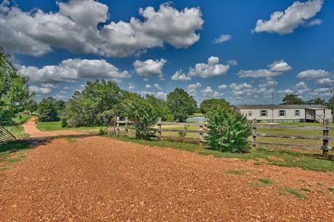 Photo of 1368 County Road 207, Giddings, TX 78942 (MLS # 3549794)