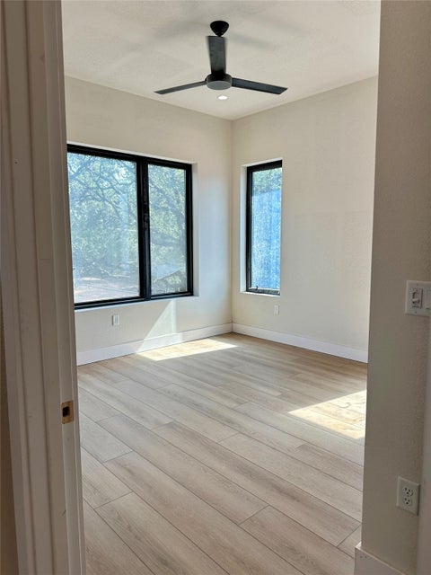 Tiny photo for 11628 Ladera Vista DR, Austin, TX 78759 (MLS # 4090331)