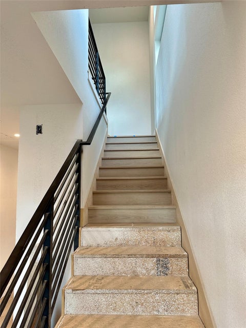 Tiny photo for 11628 Ladera Vista DR, Austin, TX 78759 (MLS # 4090331)