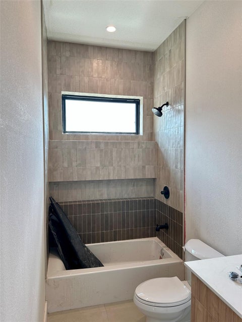 Tiny photo for 11628 Ladera Vista DR, Austin, TX 78759 (MLS # 4090331)