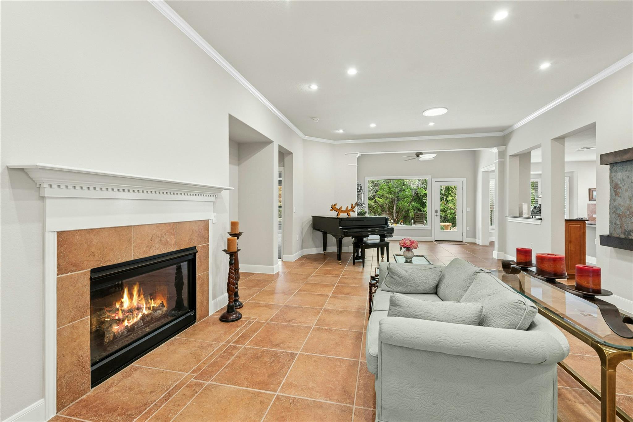 215 Goose Island DR