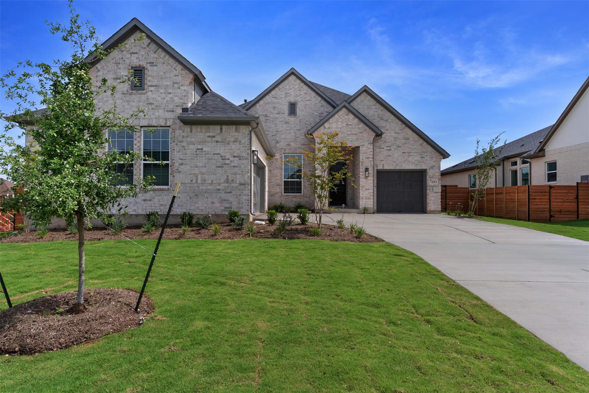 1617 Willow Bean DR