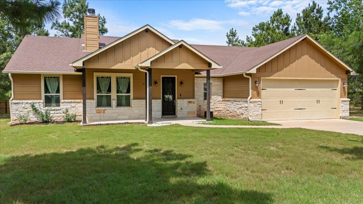 113 N Buckhorn DR