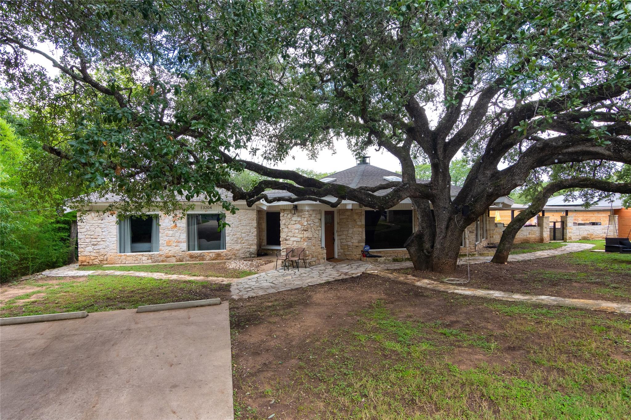 13204 Onion Creek DR