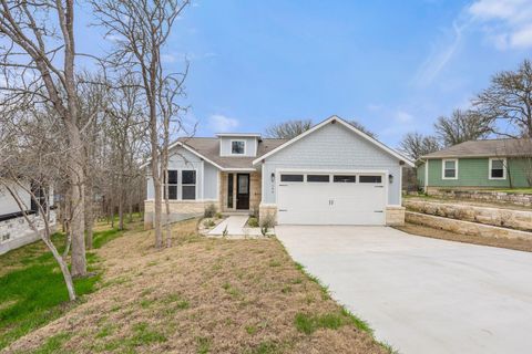 106 Halawa CT Bastrop TX 78602