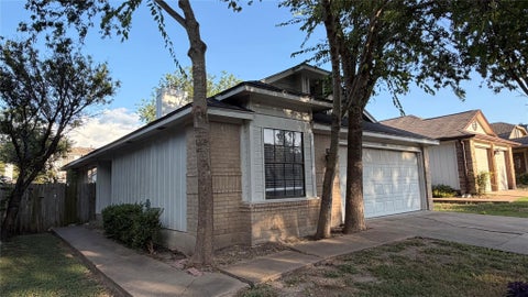 Photo of 13003 Widge DR, Austin, TX 78727 (MLS # 4757075)