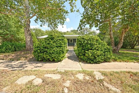 Tiny photo for 5115 Woodview Ave, Austin, TX 78756 (MLS # 3065244)