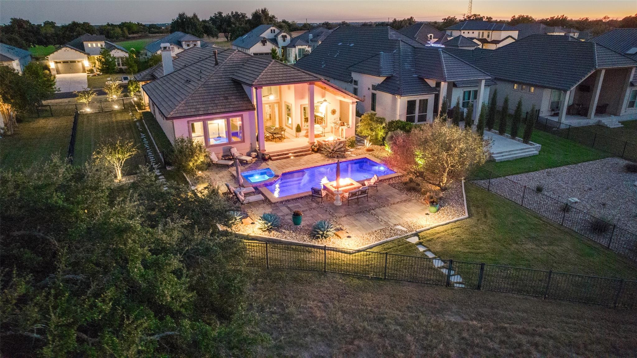 325 E Cimarron Hills TRL