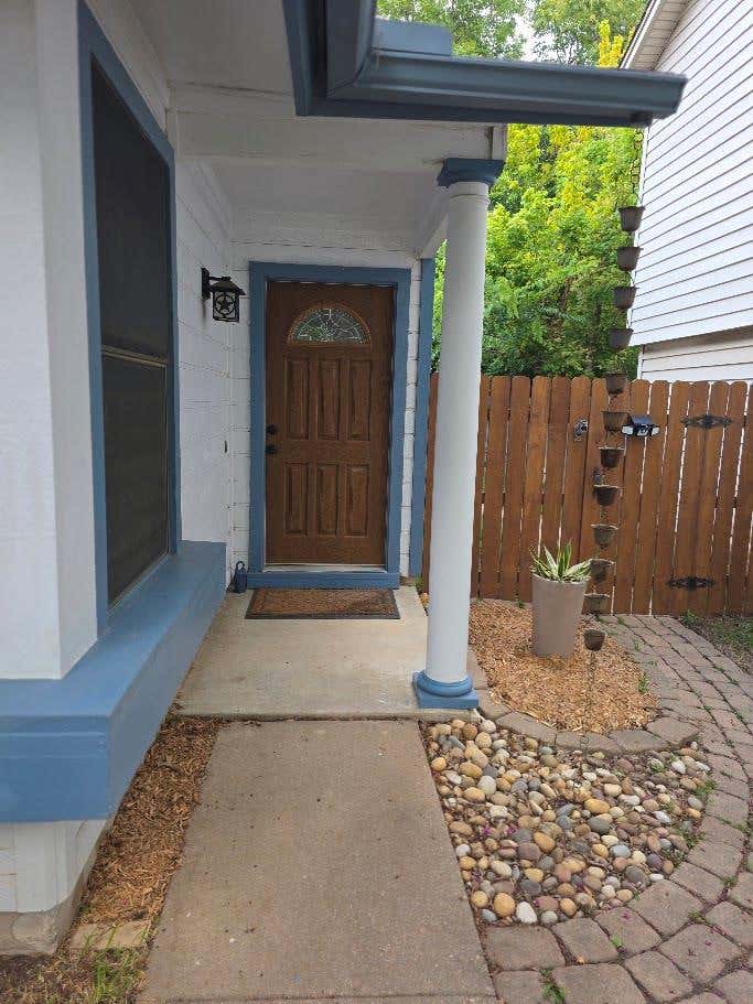Photo of 12914 Steeple Chase DR, Austin, TX 78729 (MLS # 5198115)