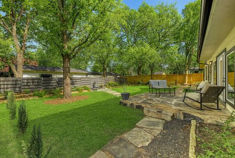 Tiny photo for 7002 Whispering Oaks DR, Austin, TX 78745 (MLS # 5232947)