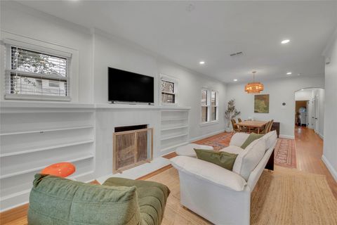 Tiny photo for 2712 E 22nd ST, Austin, TX 78722 (MLS # 6298242)