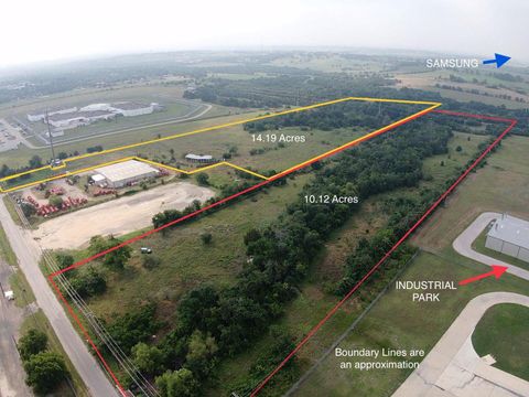 1409 Welch ST Taylor TX 76574