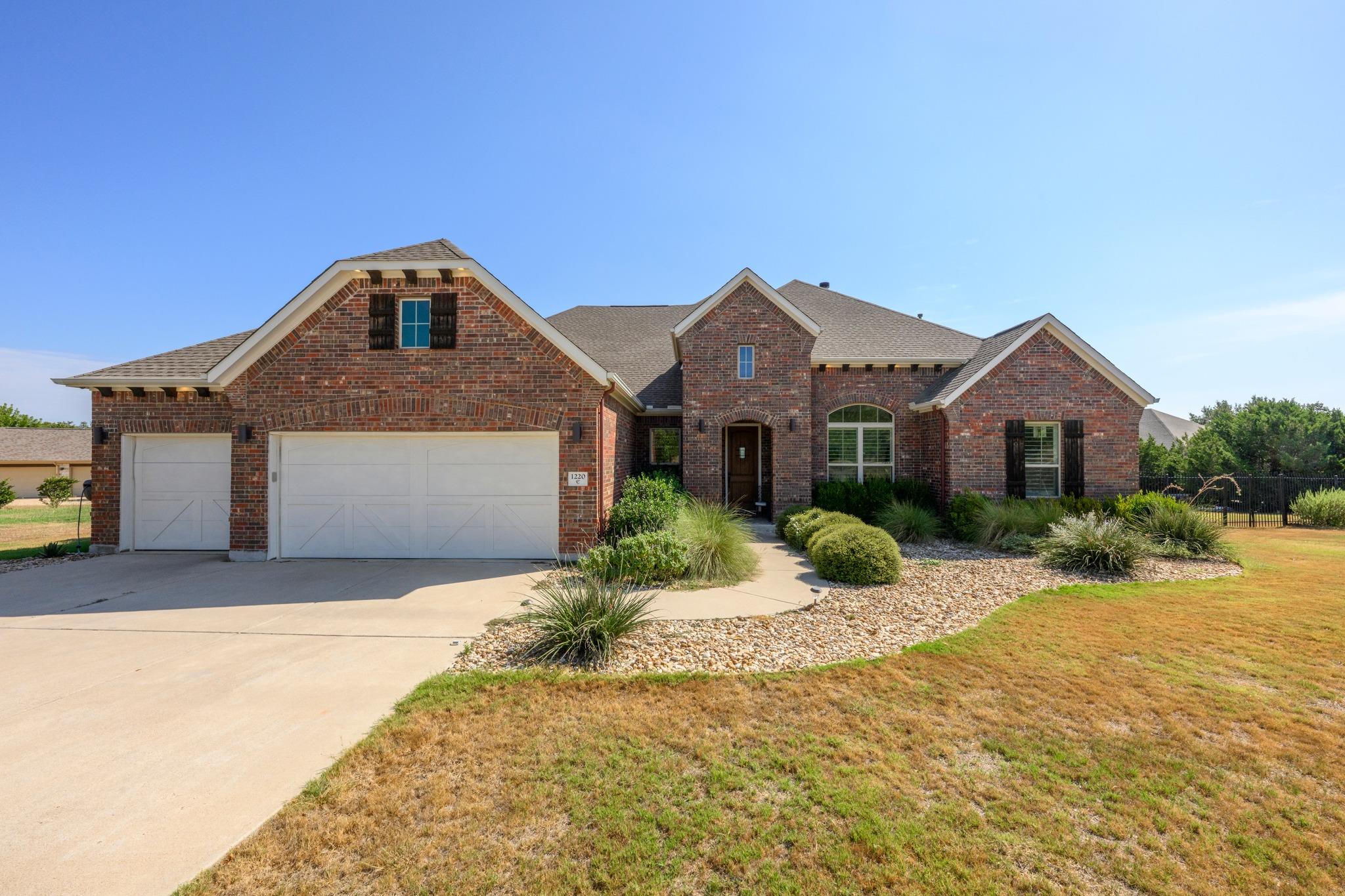 1220 Bearkat Canyon DR