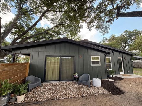Tiny photo for 3201 Bengston ST, Austin, TX 78702 (MLS # 3898900)