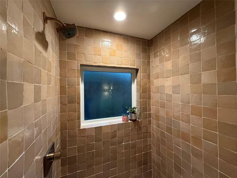 Tiny photo for 3201 Bengston ST, Austin, TX 78702 (MLS # 3898900)