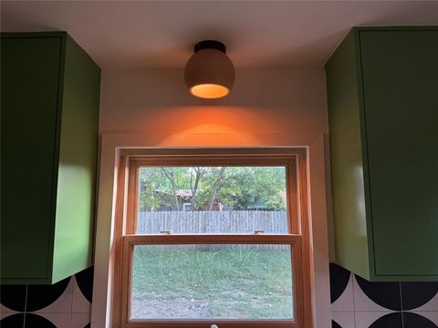 Tiny photo for 3201 Bengston ST, Austin, TX 78702 (MLS # 3898900)