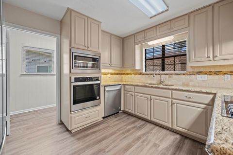 Tiny photo for 11705 Oak TRL, Austin, TX 78753 (MLS # 1150468)