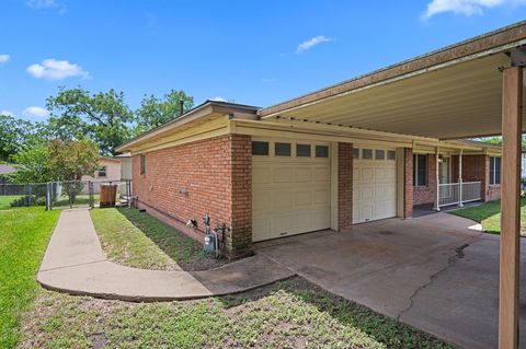 Tiny photo for 11705 Oak TRL, Austin, TX 78753 (MLS # 1150468)